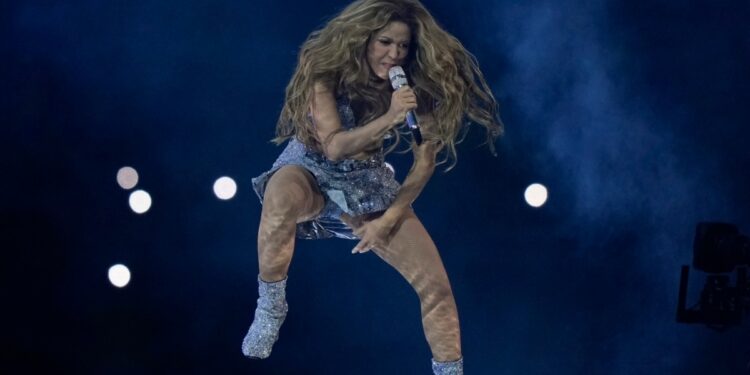 Shakira anuncia fechas de su gira en Argentina, México y Brasil