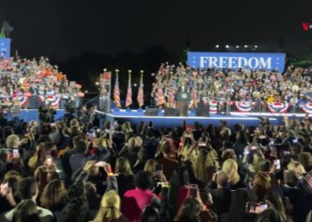 Harris pronuncia discurso en Washington; Trump enfrenta consecuencias tras evento en NY