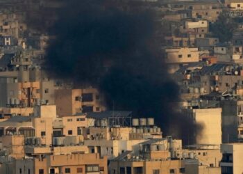 Israel ataca un edificio municipal en el Líbano provocando la muerte de civiles, pese advertencias de EEUU