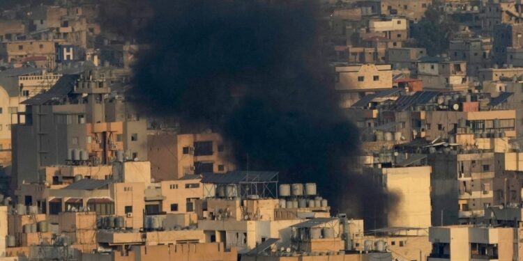 Israel ataca un edificio municipal en el Líbano provocando la muerte de civiles, pese advertencias de EEUU