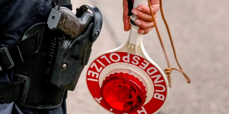 Registran pizzería alemana que ofrecía un «extra» de cocaína en su menú