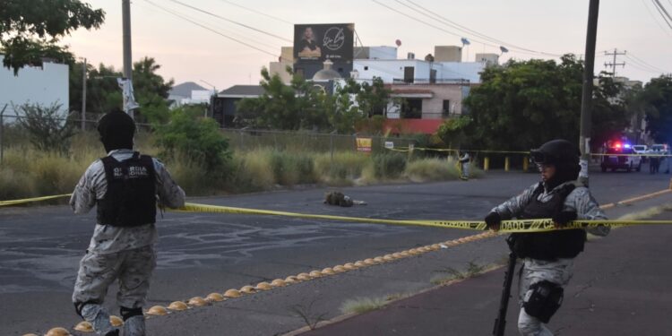 Ejército mexicano mata a 19 sospechosos en estado de Sinaloa