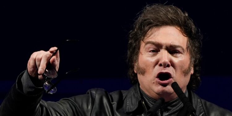 Milei revoca estatus de refugiado político otorgado a Evo Morales por gobierno argentino anterior