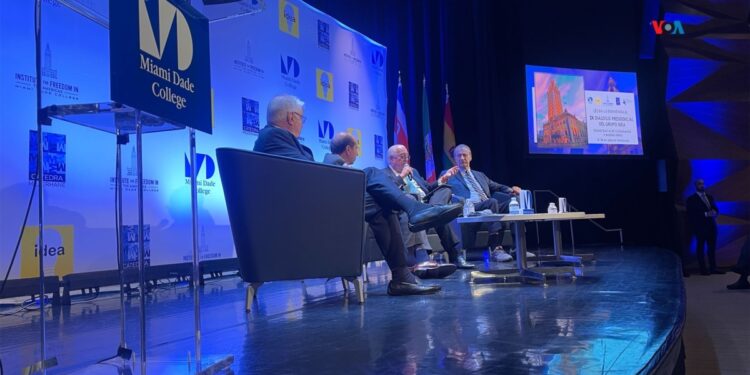 Expresidentes iberoamericanos reclaman más acción para abordar la crisis en Venezuela