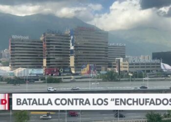 Maduro asegura que irá contra los “enchufados”