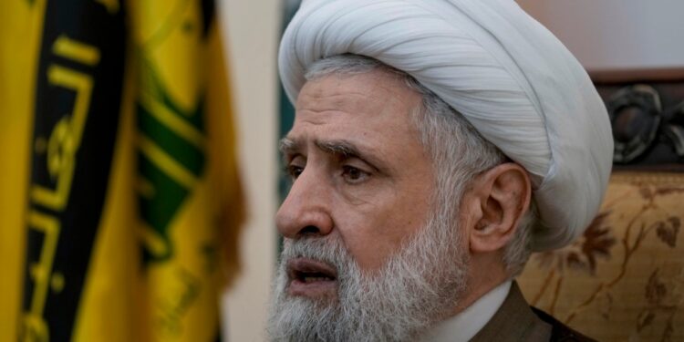 Hezbolá elige a Naim Qasem para suceder al asesinado líder Hasán Nasralá