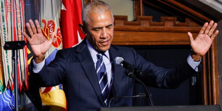 Obama tiene previsto visitar estados indecisos para impulsar campaña de Harris