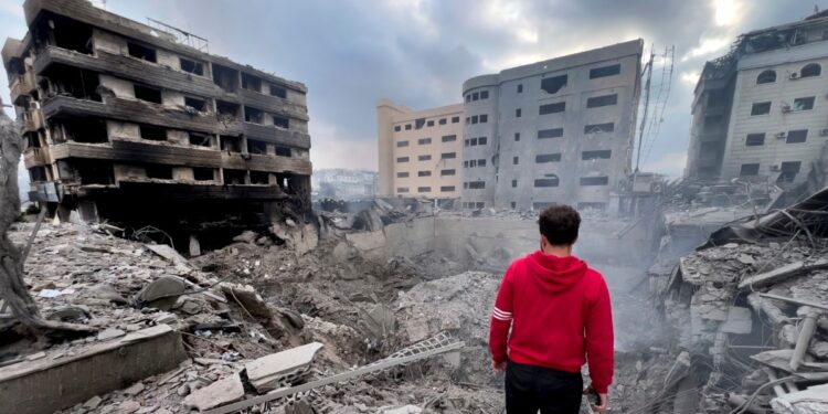 Hezbolá se está quedando sin dinero en medio de los bombardeos israelíes