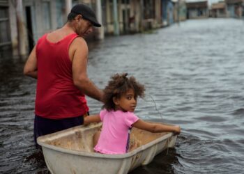Inusual temporada de huracanes va de tranquila a agitada, y produce a Helene y Milton