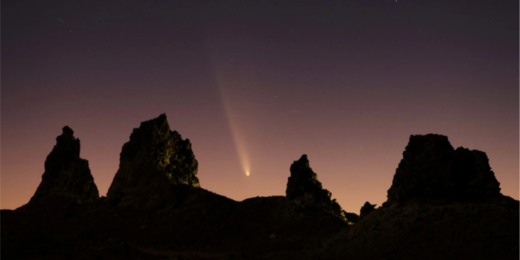El cometa del siglo fascina a su paso cerca de la Tierra