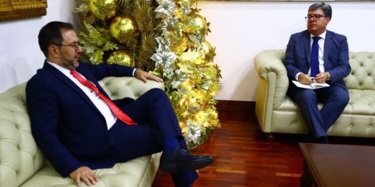 Venezuela condena declaraciones de asesor de Lula y llama a consultas a su embajador en Brasil