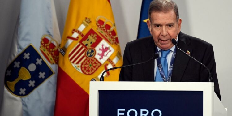 González asegura que su exilio es temporal y pide mayor presión internacional sobre Venezuela