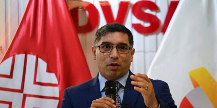 arrestan a exministro de Petróleo e Industrias por «graves delitos»