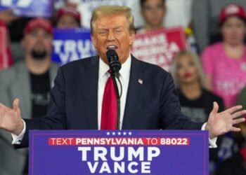 Trump pide que lo protejan aviones militares por las amenazas de Irán: diarios