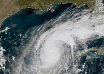 El huracán Milton, un “catastrófico” ciclón de categoría 5, tocará tierra esta noche en la costa del Golfo de la Florida
