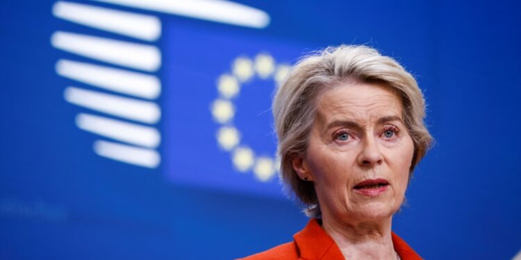 Europa pide respeto y actas. Alex Saab es nuevo ministro de Industria.