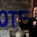 Harris busca el voto de hombres afroestadounidenses mientras Trump continúa críticas a políticas migratorias