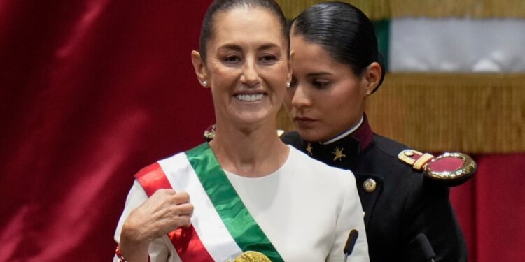 Claudia Sheinbaum asume como presidenta de México