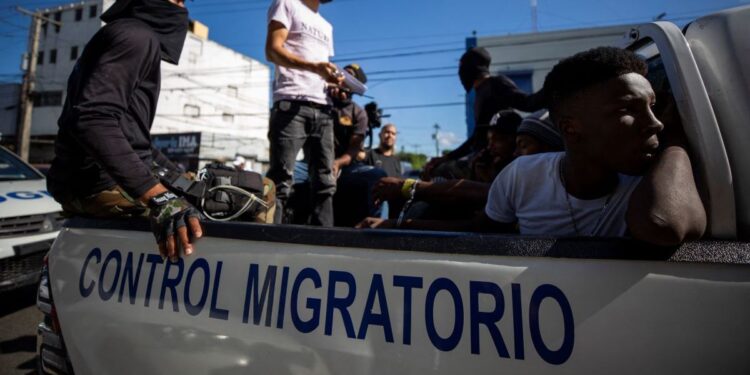 República Dominicana inicia deportación de haitianos indocumentados