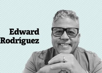 El caos y la descomposición del poder