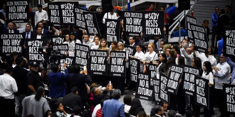 México busca con nueva reforma blindar cambios constitucionales