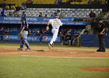 Tiburones de La Guaira y Navegantes del Magallanes abren el telón de la Lvbp este #11Oct