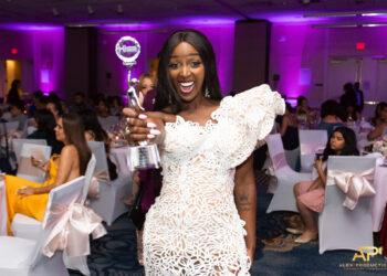 Amara La Negra Recibe el Influential Hispanic Woman Award en los Hispanic Image Awards 2024