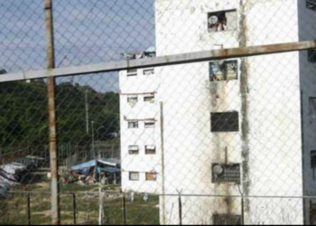 Más de 100 presos políticos víctimas de extorsiones para no ser llevados a cárceles peligrosas