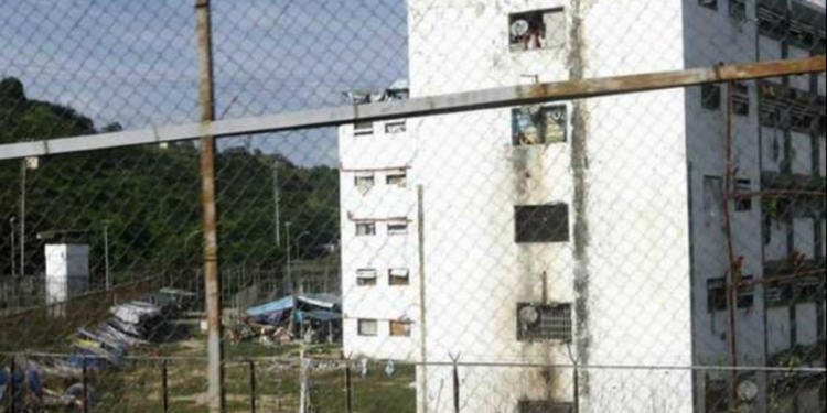 Más de 100 presos políticos víctimas de extorsiones para no ser llevados a cárceles peligrosas