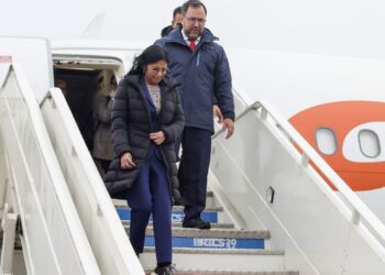 Vicepresidenta Rodríguez y canciller Gil llegan a Rusia para la cumbre de los BRICS