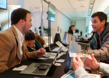 Expo Fincaraíz 2024 presenta oportunidades de inversión inmobiliaria en Colombia y Panamá