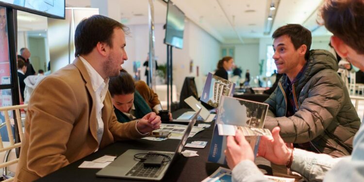 Expo Fincaraíz 2024 presenta oportunidades de inversión inmobiliaria en Colombia y Panamá