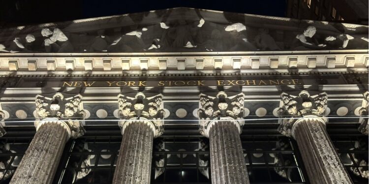 FBI arresta a un hombre acusado de planear un ataque contra la Bolsa de Nueva York