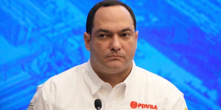 Restauran flujo de gas y energía en oriente. Sigue «asedio» en embajada.