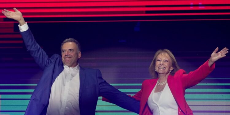 Los uruguayos eligieron a Yamandú Orsi como su nuevo presidente