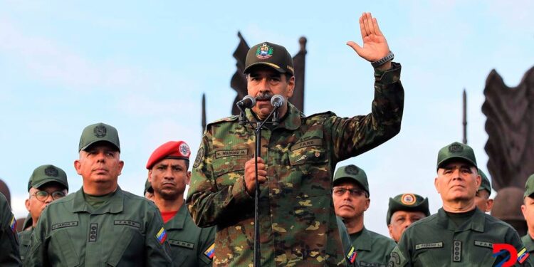 Maduro anuncia que condecorará a los 21 funcionarios venezolanos sancionados por EEUU: «Buscan golpear la fusión popular militar policial»