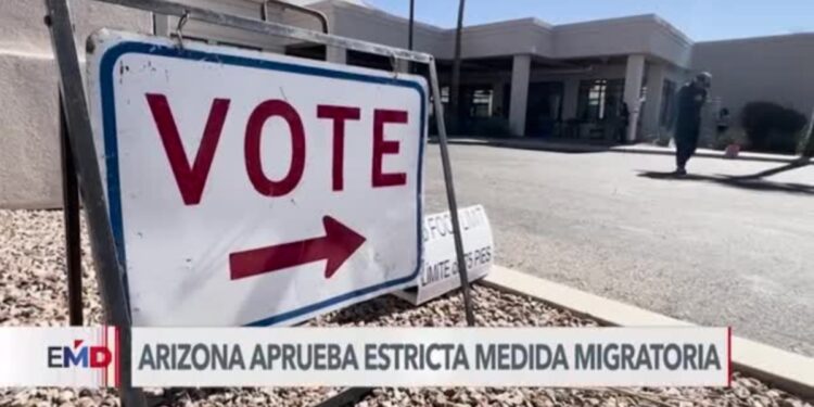 Votantes en Arizona aprueban estricta medida fronteriza