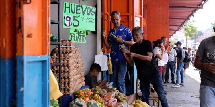 Venezuela enfrentaría un 2025 con incertidumbre y nuevos retos económicos