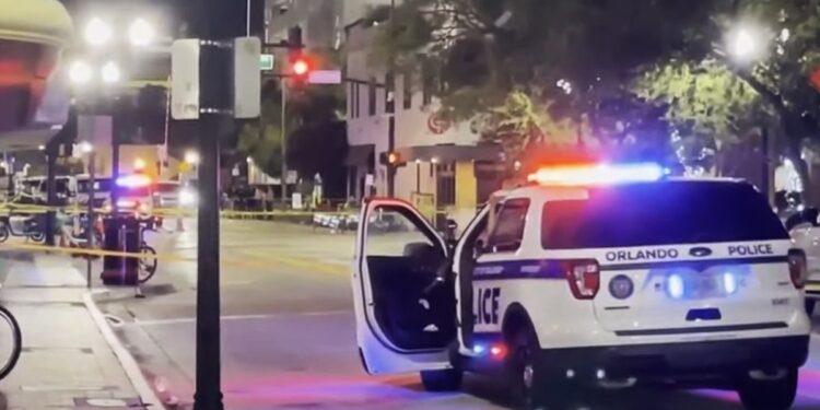 Dos muertos y seis heridos en tiroteo en centro de Orlando en medio de celebraciones por Halloween