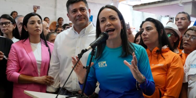 Oposición pide liberar presos políticos. Brasil no romperá relaciones.