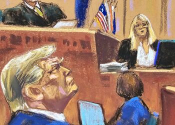 Juez de Nueva York pausa proceso en caso de pagos de Trump a una actriz de cine para adultos