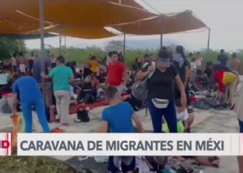 Migrantes enfrentan frío y fuertes vientos en su paso por México