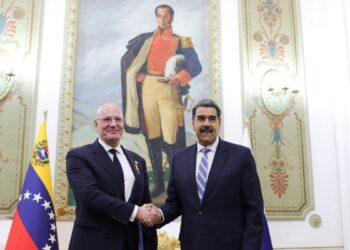 Venezuela y Rusia suscriben 17 acuerdos de cooperación