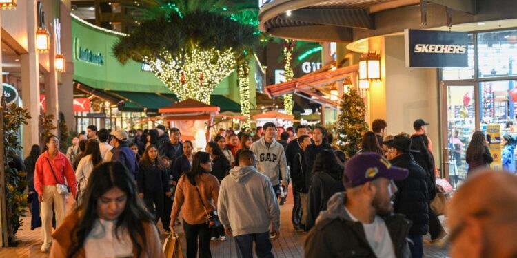 En Fotos | Black Friday: compras navideñas con grandes descuentos