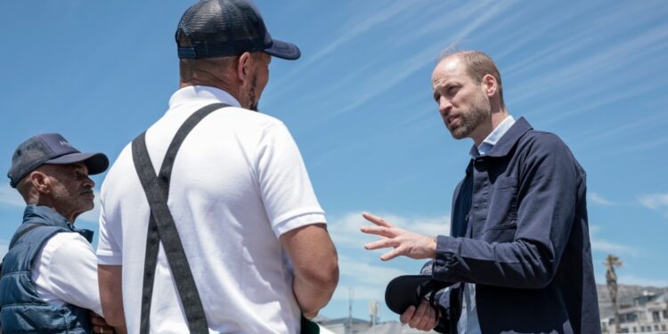 Príncipe William de Inglaterra habla de año «brutal» por tratamiento de su esposa y su padre contra cáncer