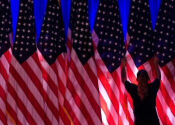 Equipo de Trump impide a algunos periodistas asistir a evento en su comando de campaña