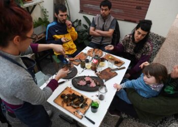 baja la inflación en Argentina, pero también el consumo