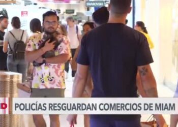Refuerzan seguridad en áreas comerciales del sur de Florida al acercarse las festividades