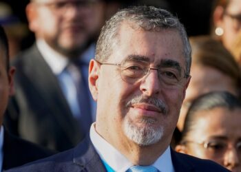 El presidente de Guatemala se adhiere a declaración de Chapultepec sobre libertad de prensa