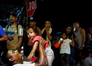 El plan de deportaciones masivas de Trump y quién quiere impedírselo